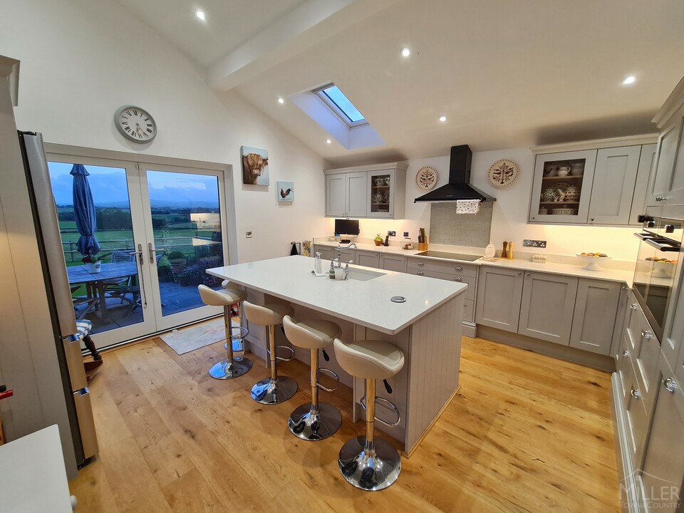 4 bed barn conversion for sale in Broadwoodkelly, Winkleigh  - Property Image 2
