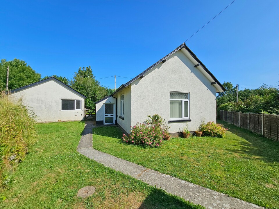 2 bed detached bungalow for sale in Kelly, Lifton - Property Image 1