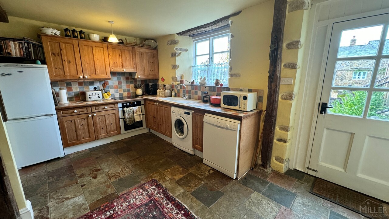 3 bed cottage for sale in Halwill, Beaworthy  - Property Image 9