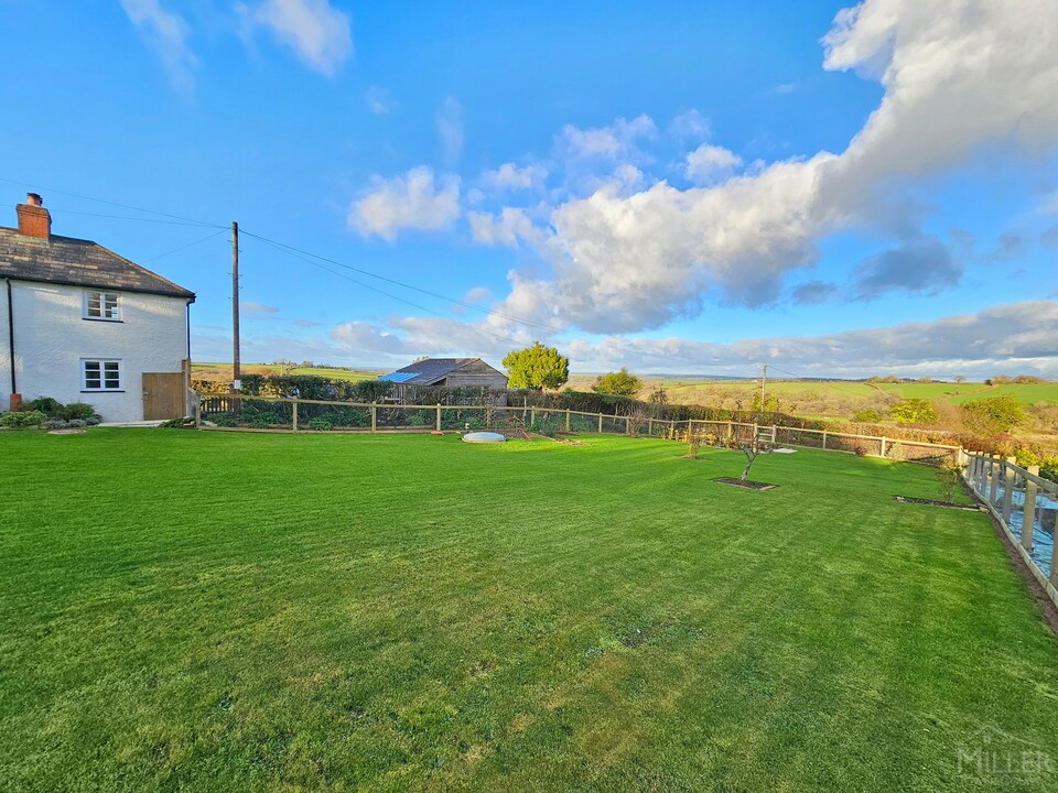 3 bed semi-detached house for sale in Inwardleigh, Okehampton  - Property Image 16