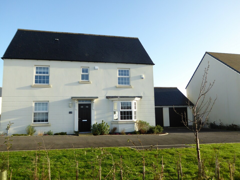 4 bed detached house for sale in Crebor Road, Tavistock - Property Image 1