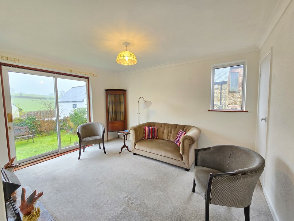2 bed detached house for sale in Church Hill, Tavistock  - Property Image 8