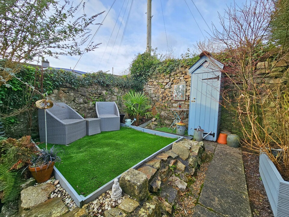 2 bed cottage for sale in King Street, Gunnislake  - Property Image 3