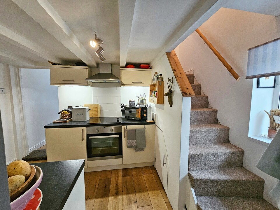 2 bed cottage for sale in King Street, Gunnislake  - Property Image 9