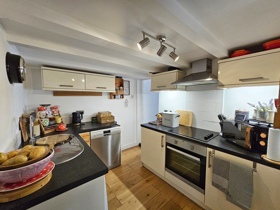 2 bed cottage for sale in King Street, Gunnislake - Property Image 1