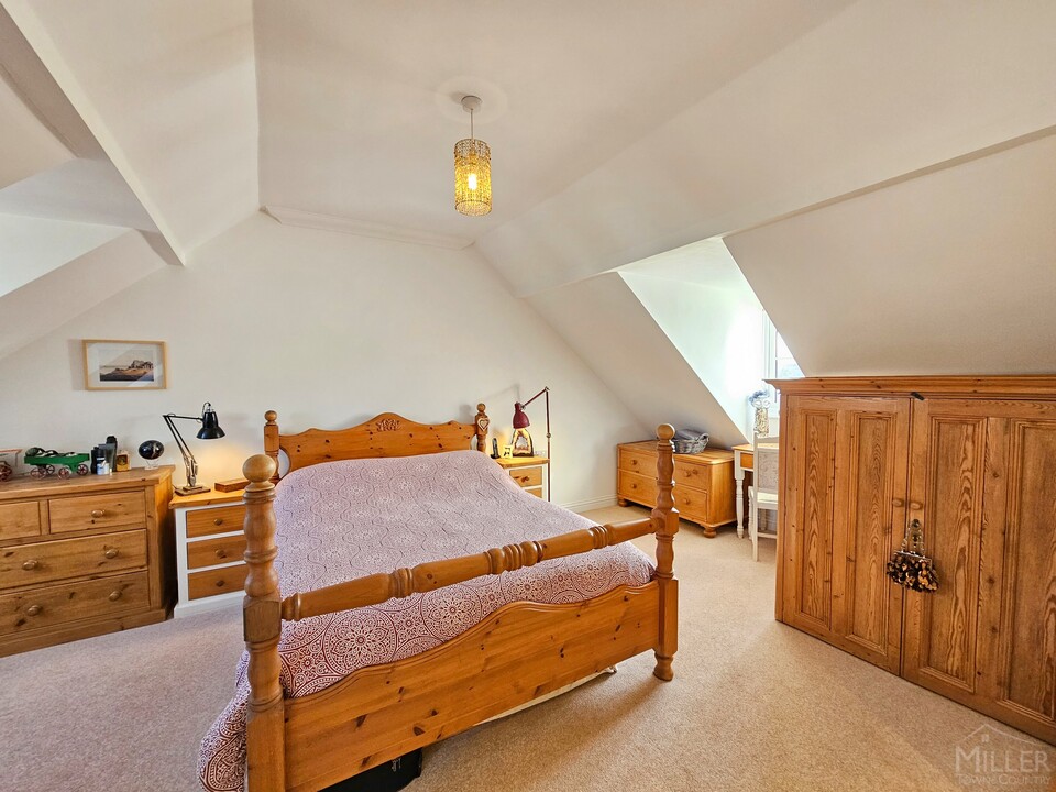 4 bed terraced house for sale in The Square, North Tawton  - Property Image 18