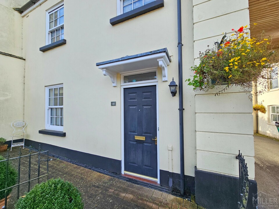 4 bed terraced house for sale in The Square, North Tawton - Property Image 1