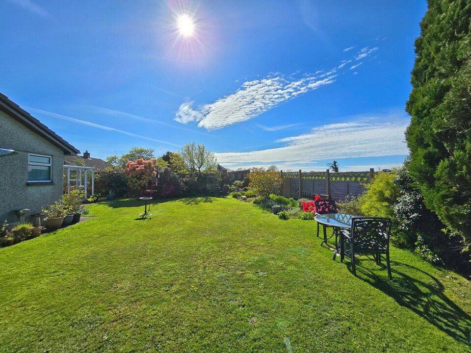 3 bed bungalow for sale in Higher Daws Lane, Launceston  - Property Image 19