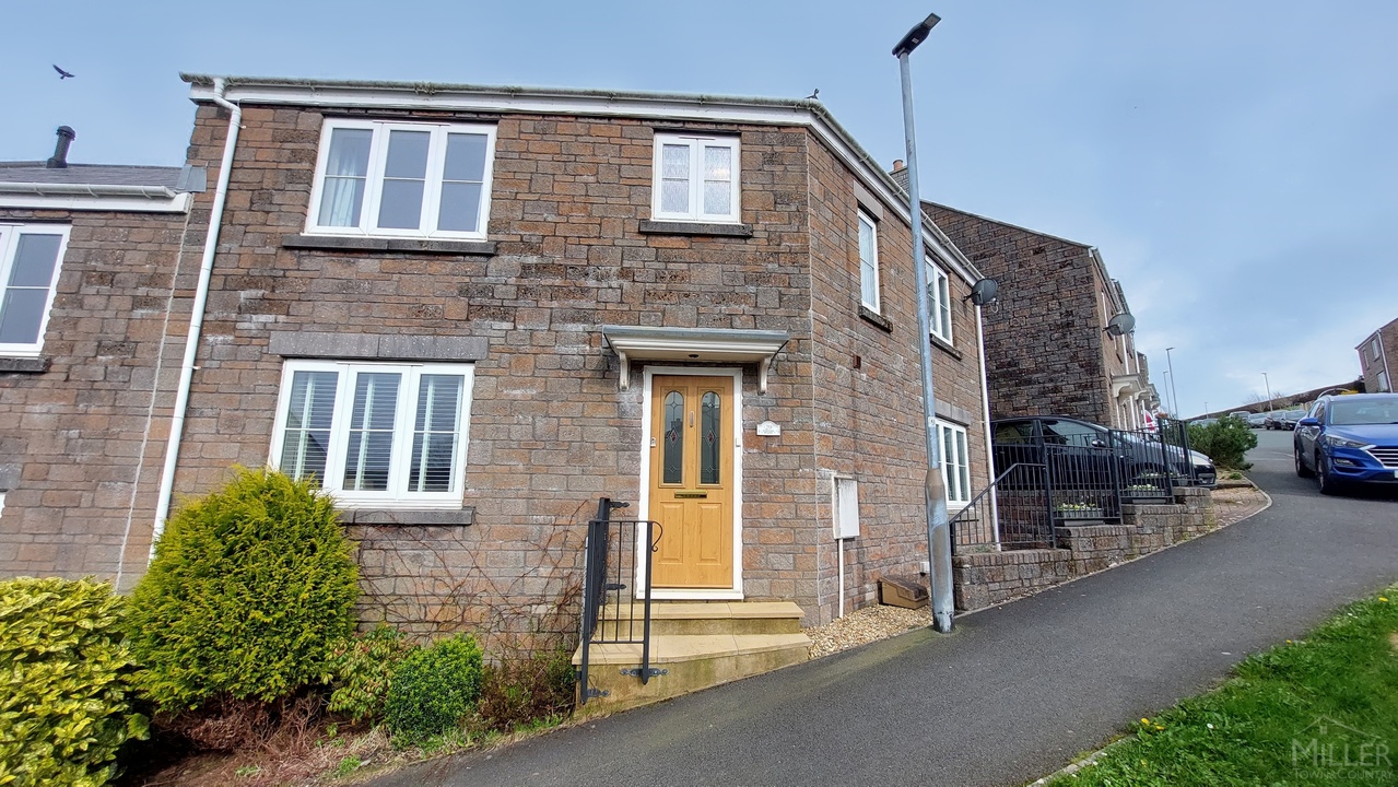3 bed end of terrace house for sale in Wadlands Meadow, Okehampton  - Property Image 1