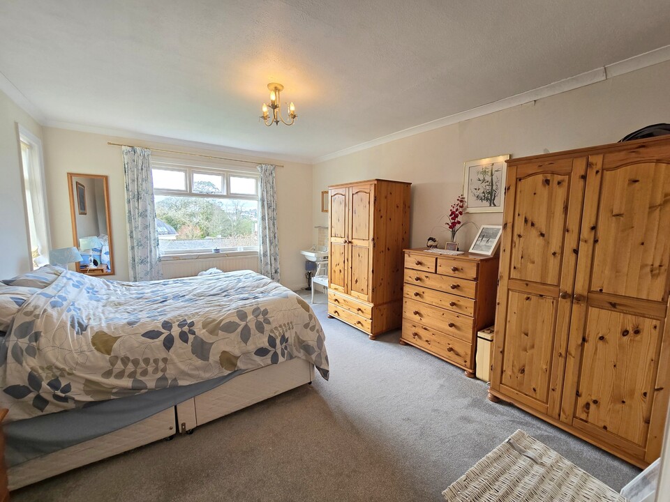 4 bed detached house for sale in Deer Park Road, Tavistock  - Property Image 16