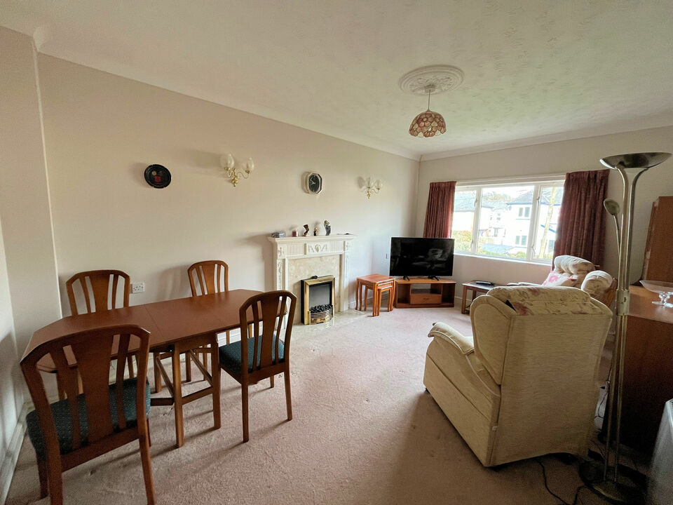 1 bed apartment for sale in Parkwood Road, Tavistock  - Property Image 2