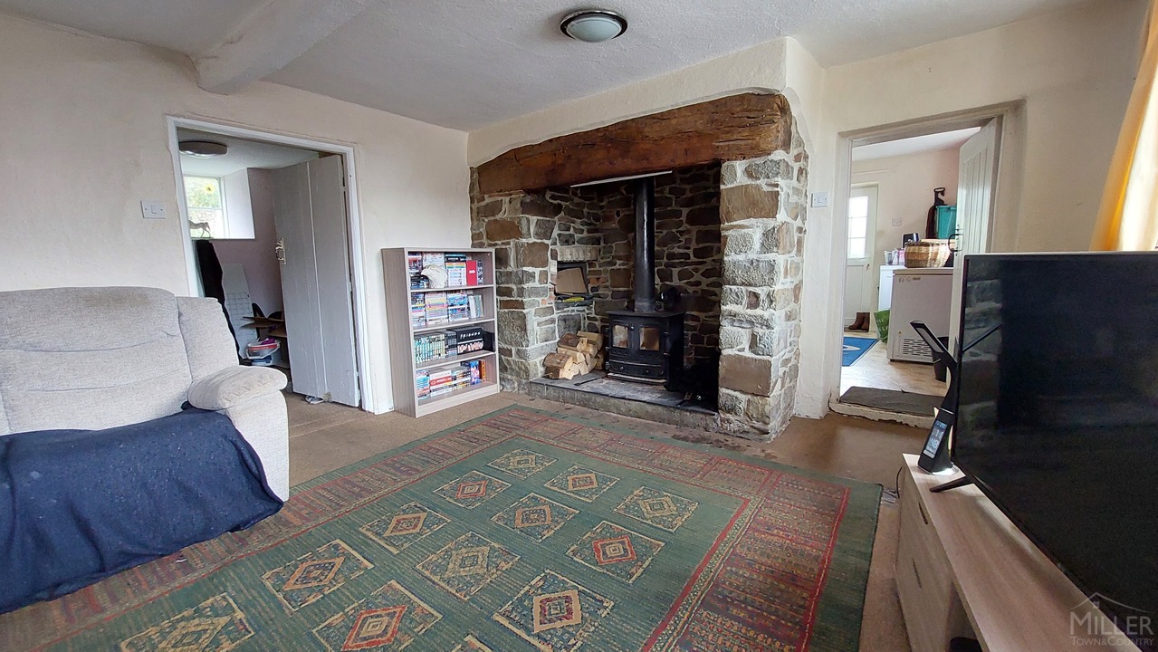 3 bed cottage for sale in Meeth, Okehampton  - Property Image 2