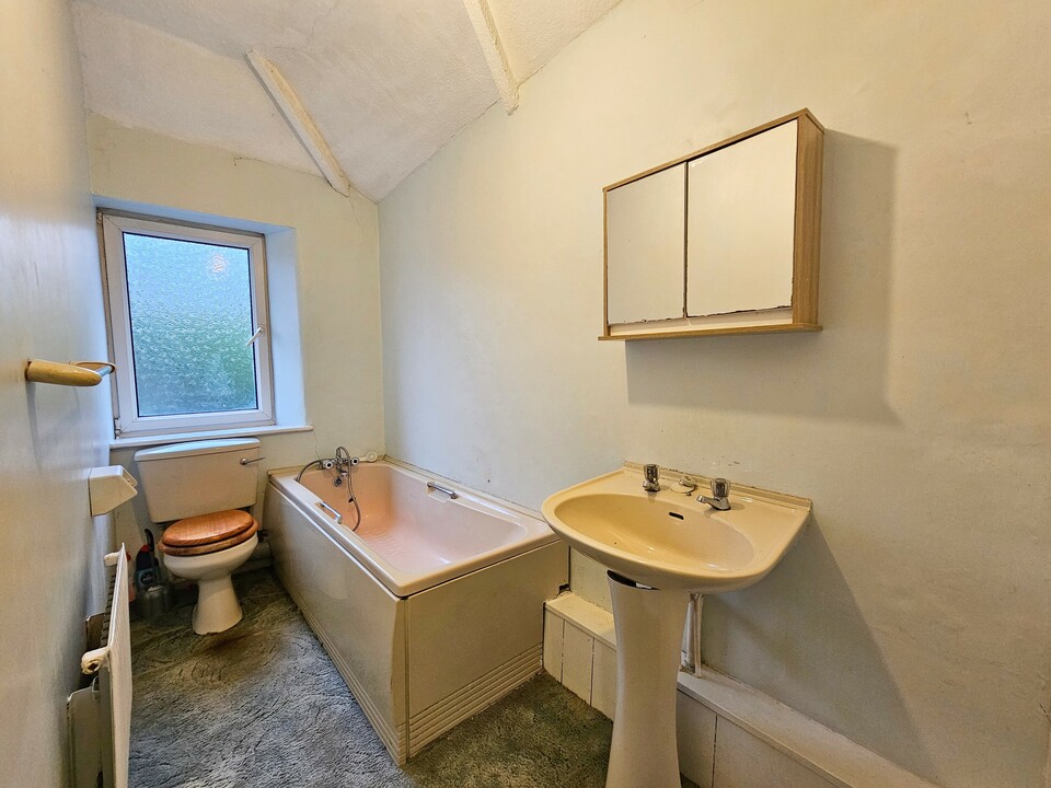 2 bed cottage for sale in Whitchurch Road, Tavistock  - Property Image 13