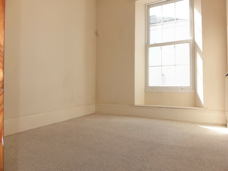 1 bed apartment for sale in West Street, Tavistock  - Property Image 5