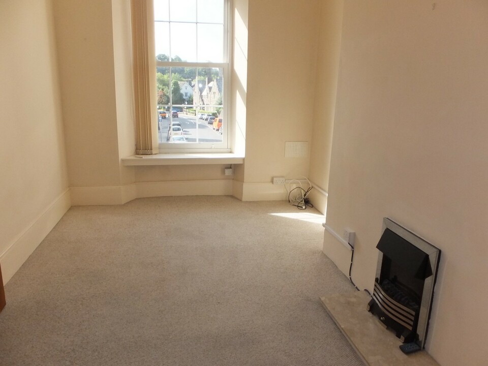 1 bed apartment for sale in West Street, Tavistock  - Property Image 3