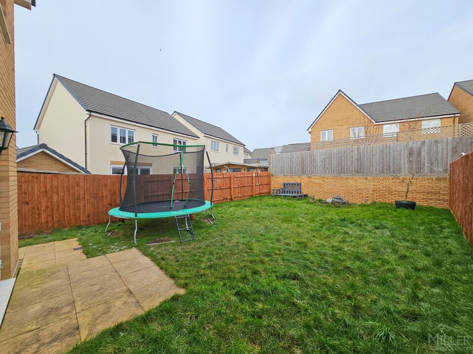 3 bed end of terrace house for sale in Fulmar Road, Bude  - Property Image 15