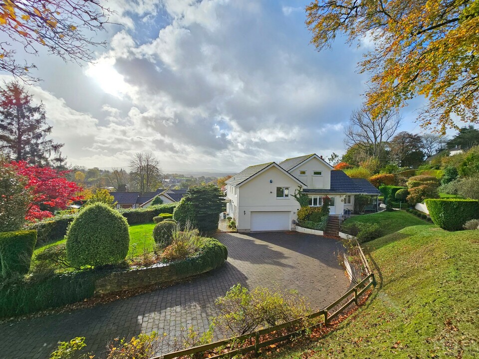 4 bed detached house for sale in Bouchiers Close, North Tawton  - Property Image 2