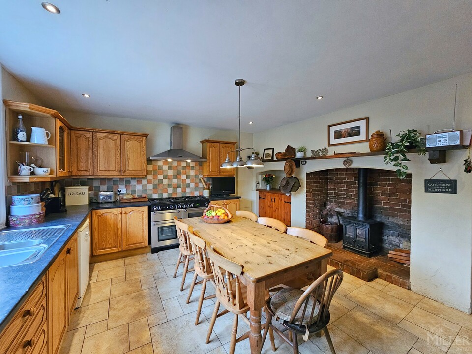 6 bed country house for sale in Moretonhampstead, Newton Abbot  - Property Image 12