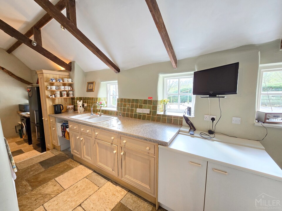 4 bed cottage for sale in Thorndon Cross, Okehampton  - Property Image 15