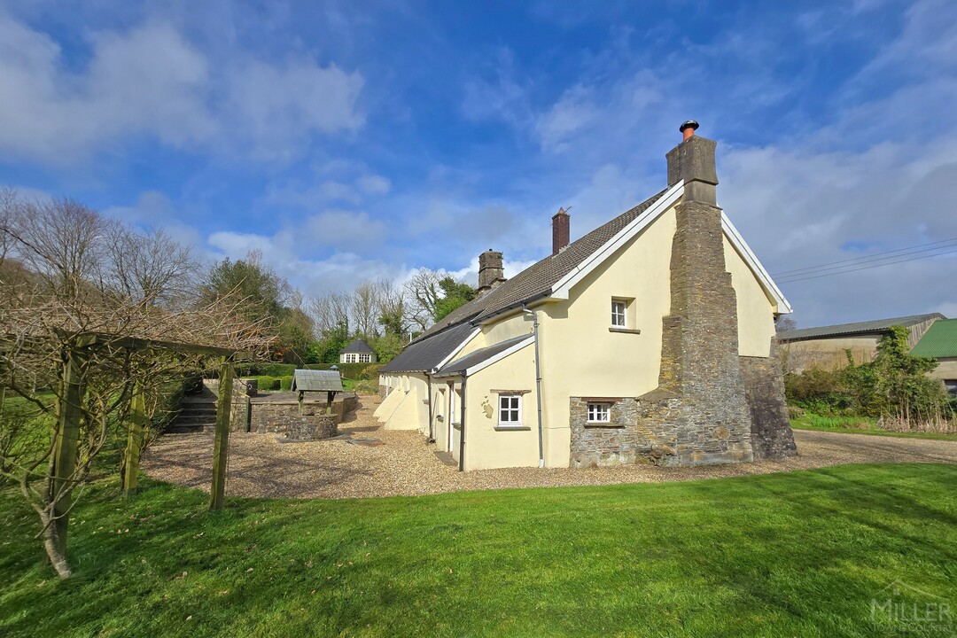 4 bed cottage for sale in Thorndon Cross, Okehampton  - Property Image 33