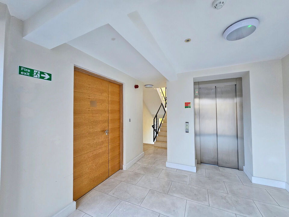 2 bed for sale in Abbey Court, Tavistock  - Property Image 11