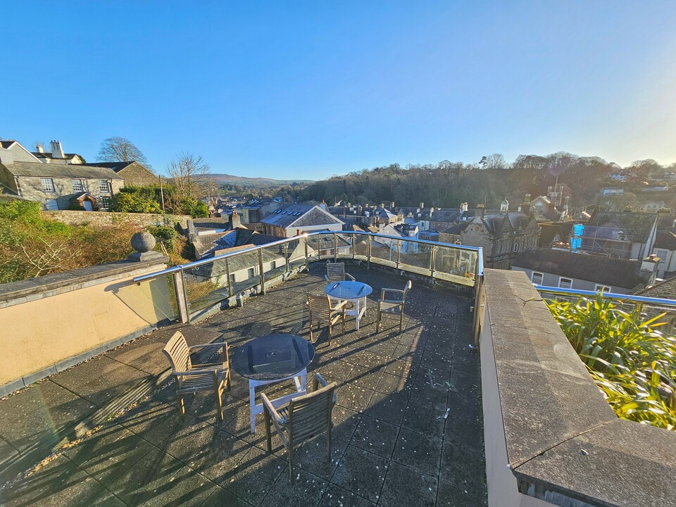 2 bed for sale in Abbey Court, Tavistock  - Property Image 17