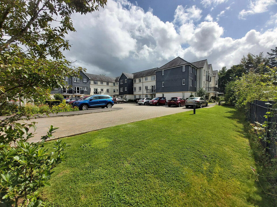 1 bed apartment for sale in St Johns Court, Tavistock  - Property Image 1