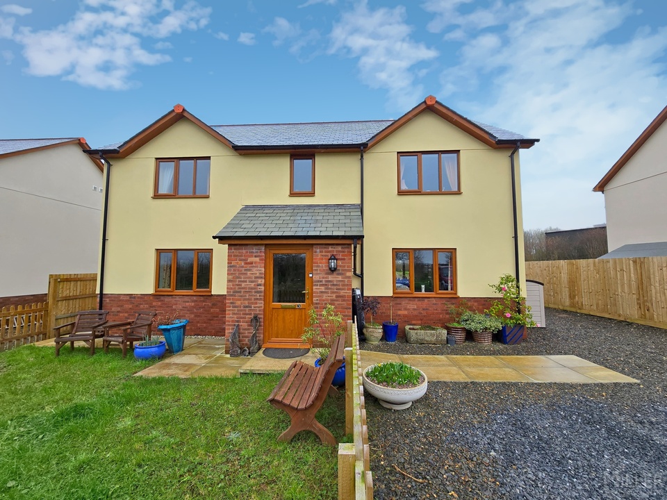 4 bed detached house for sale in North Street, Beaworthy - Property Image 1