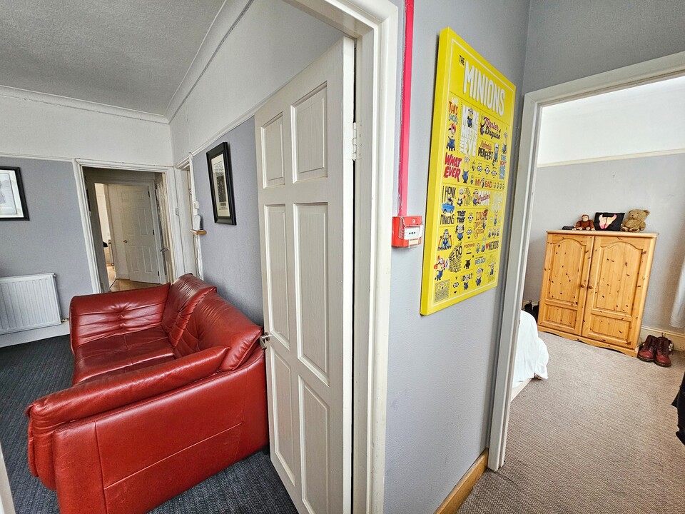 2 bed apartment for sale in King Street, Tavistock  - Property Image 4