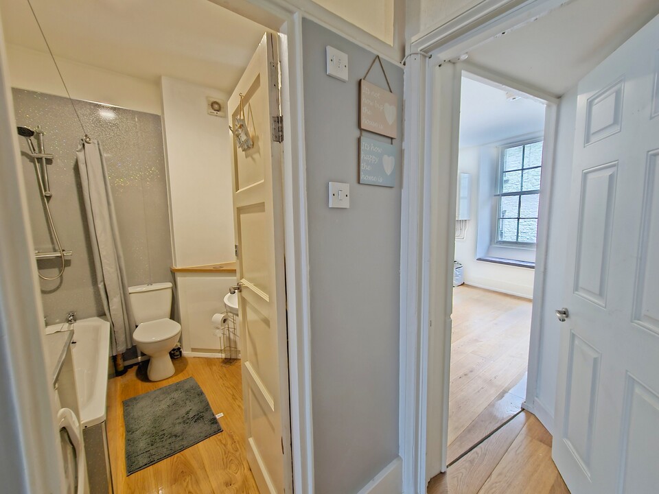 2 bed apartment for sale in King Street, Tavistock  - Property Image 15