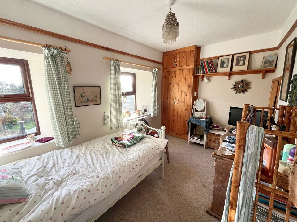 4 bed cottage for sale in Chapel Row, Liskeard  - Property Image 13