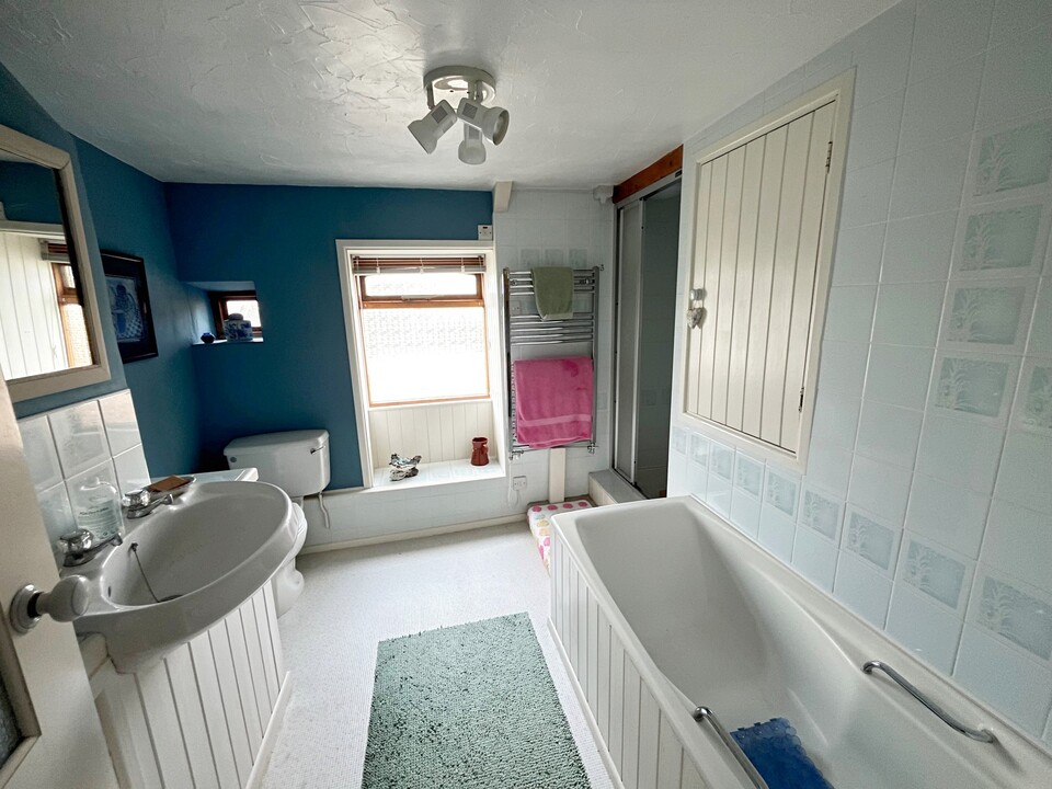 4 bed cottage for sale in Chapel Row, Liskeard  - Property Image 14