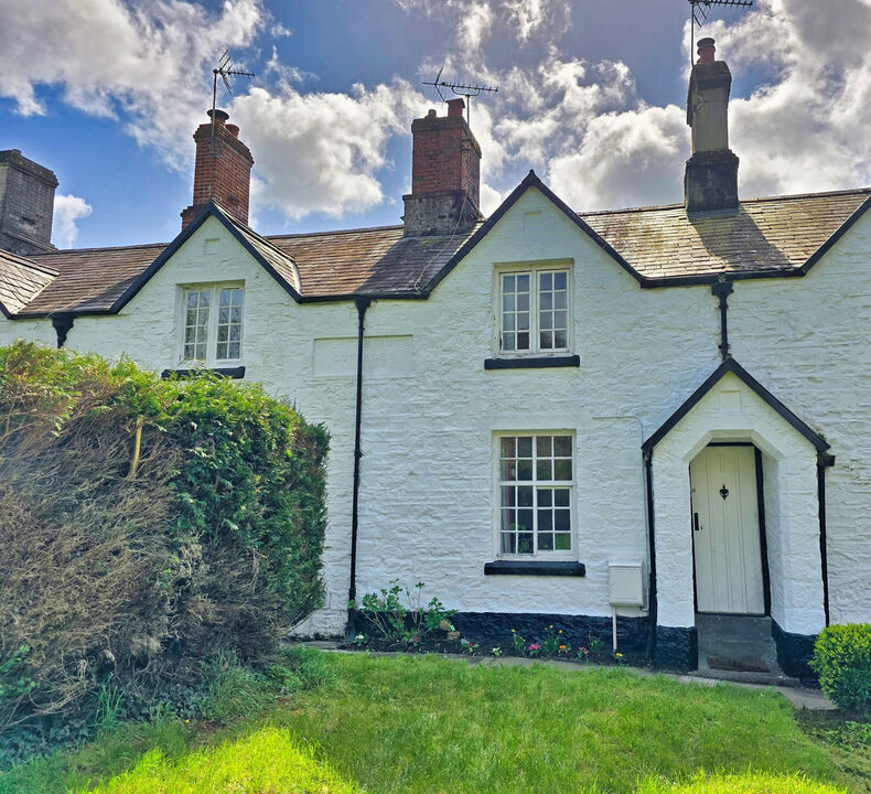 3 bed cottage for sale in Westbridge Cottages, Tavistock  - Property Image 1