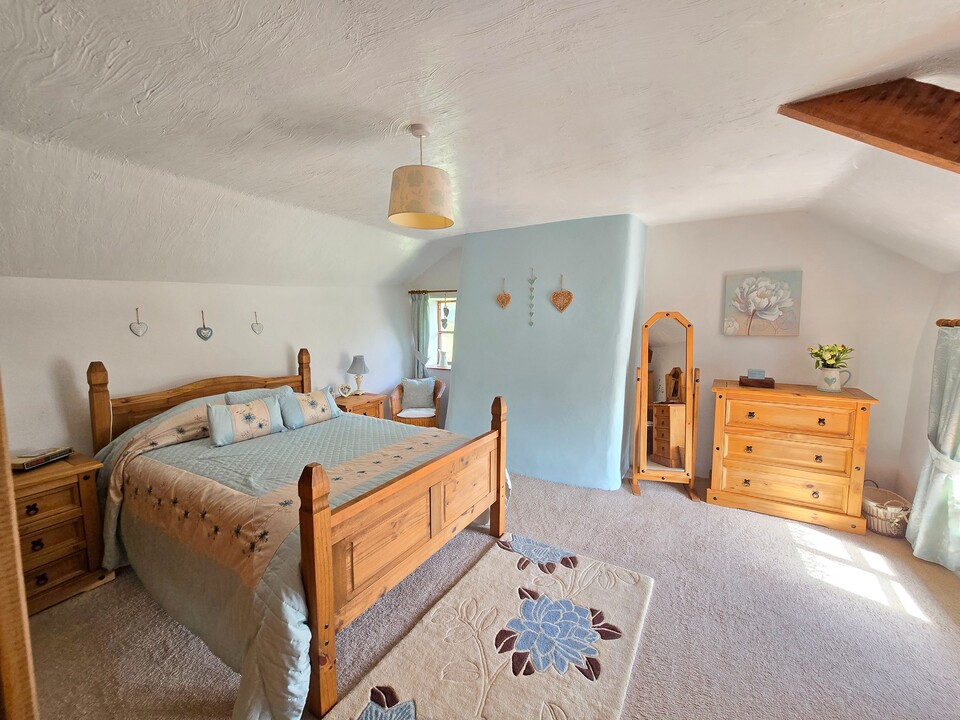 5 bed cottage for sale in Trengune Mill, Launceston  - Property Image 17