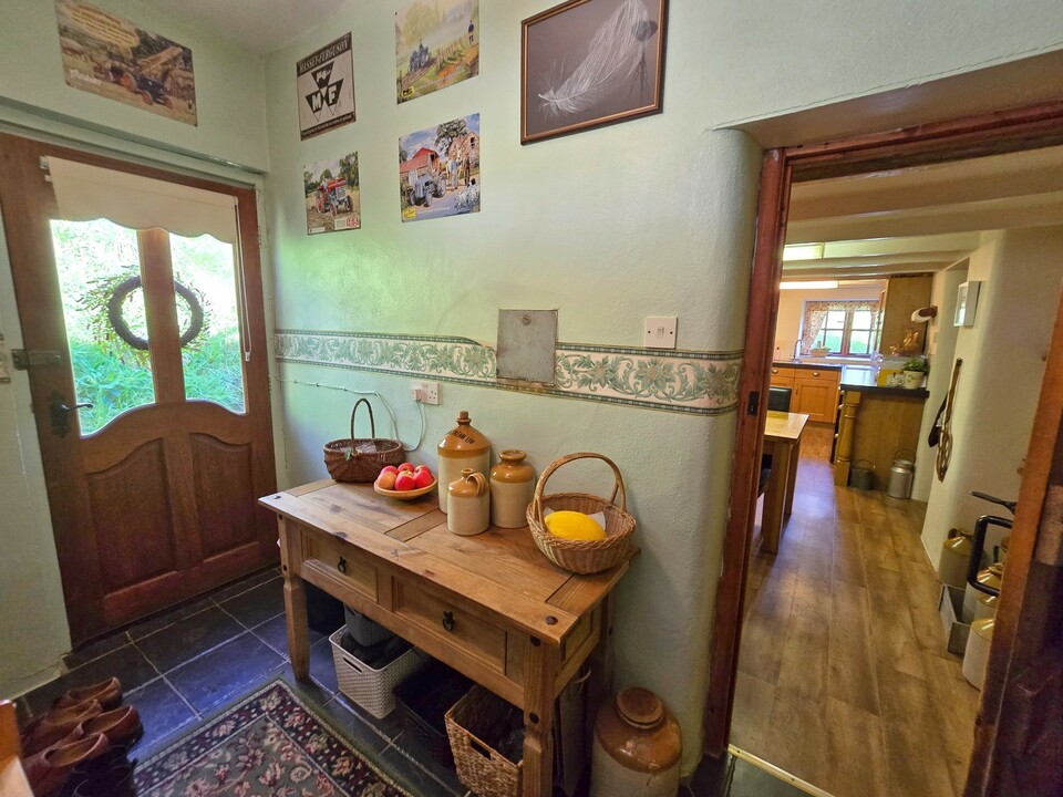 5 bed cottage for sale in Trengune Mill, Launceston  - Property Image 10