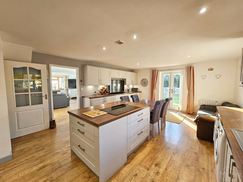 5 bed detached house for sale in Jacobstowe, Okehampton  - Property Image 2
