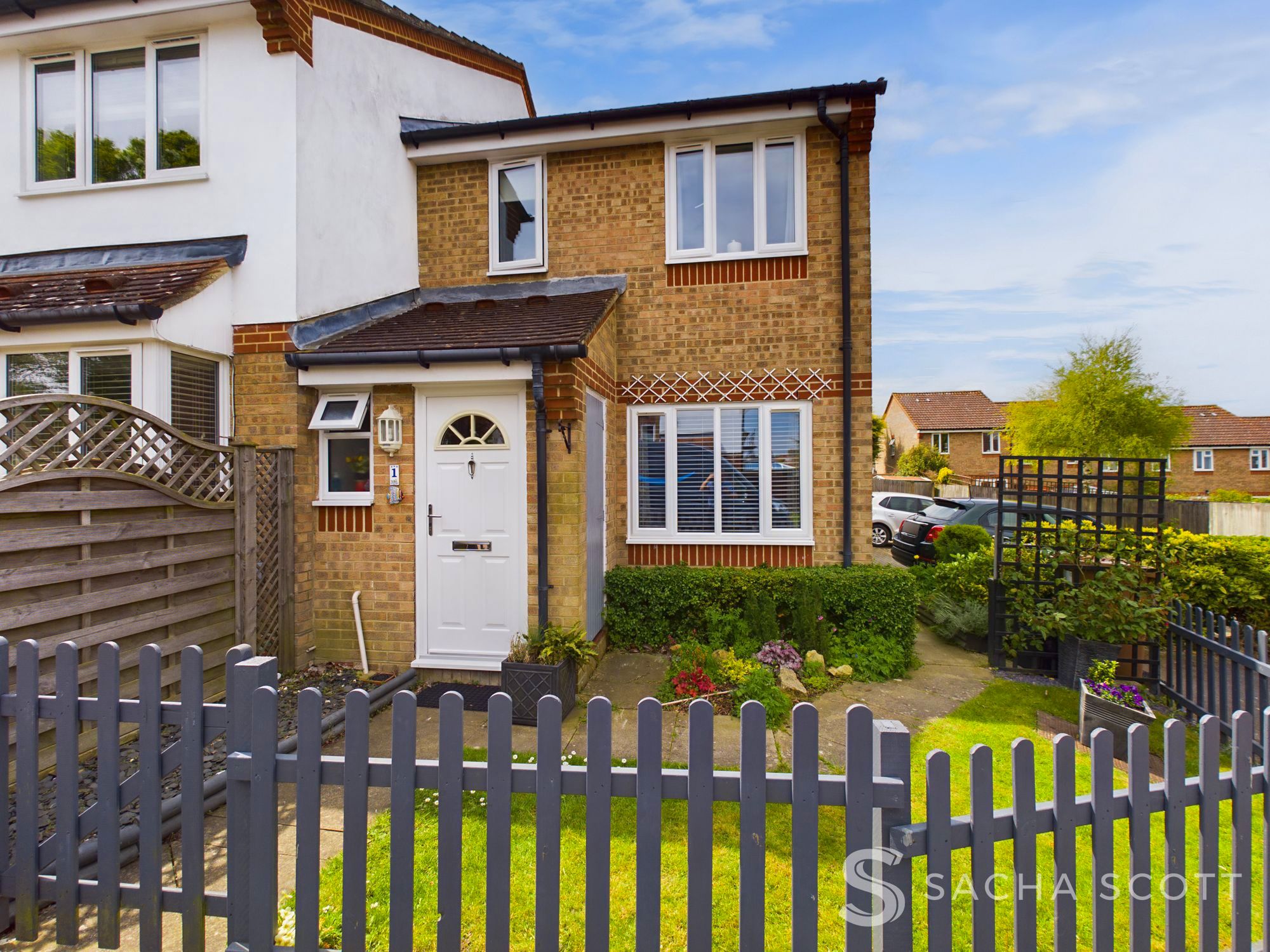 3 bed semi-detached house for sale in Lambert Road, Banstead - Property Image 1