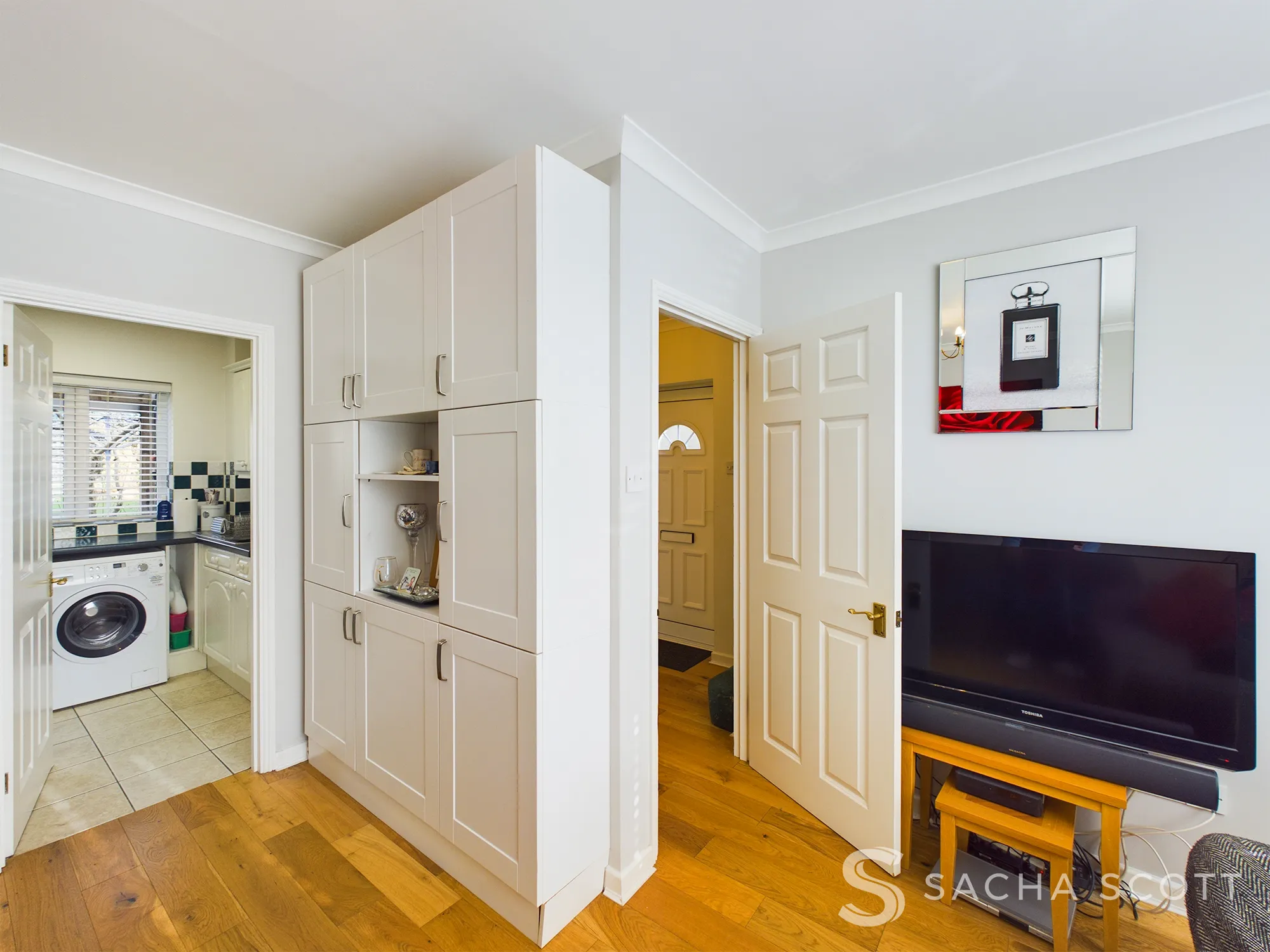 2 bed end of terrace house for sale in Homefield Gardens, Tadworth  - Property Image 9