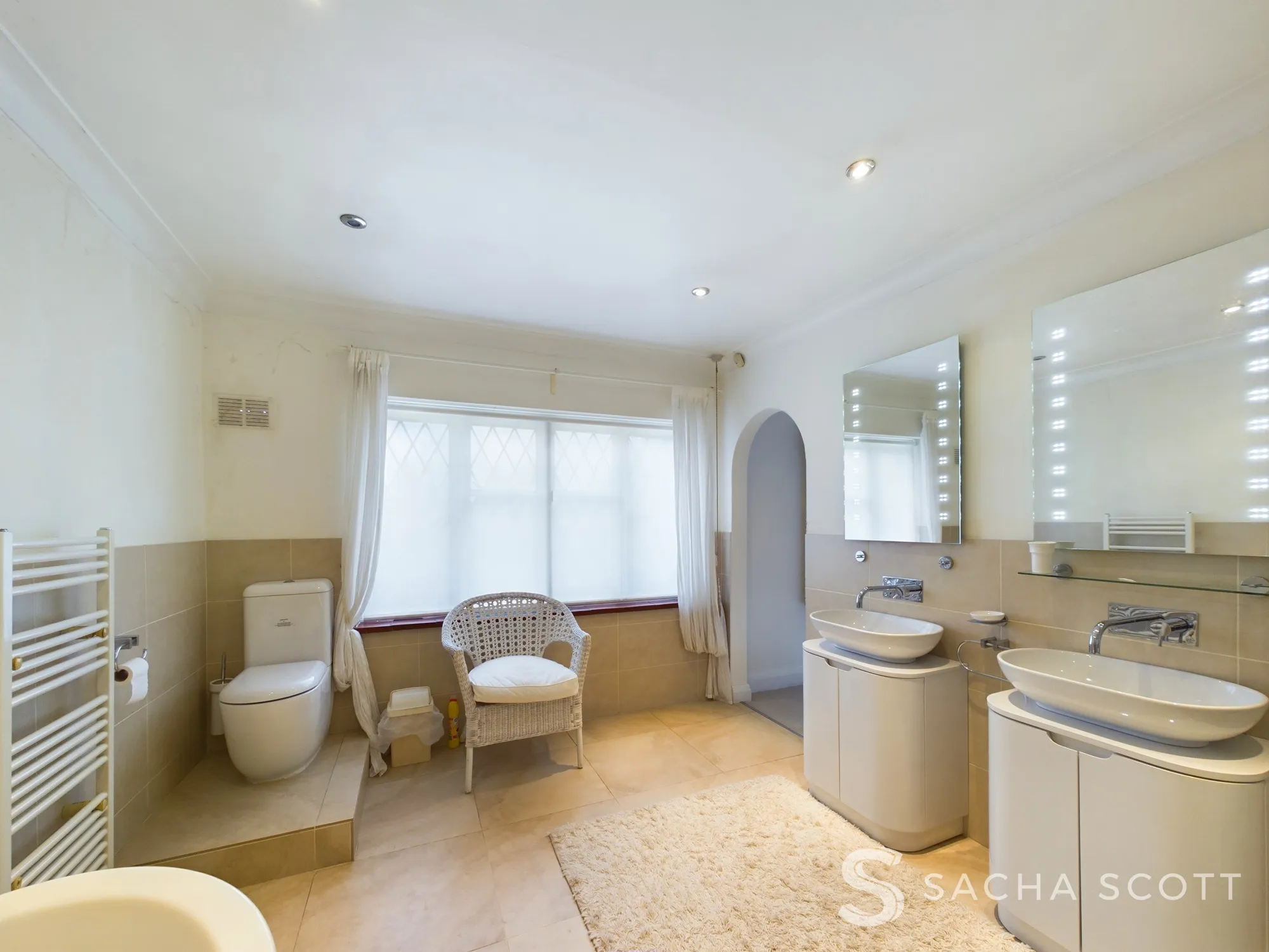 4 bed detached house for sale in Tudor Close, Banstead  - Property Image 20