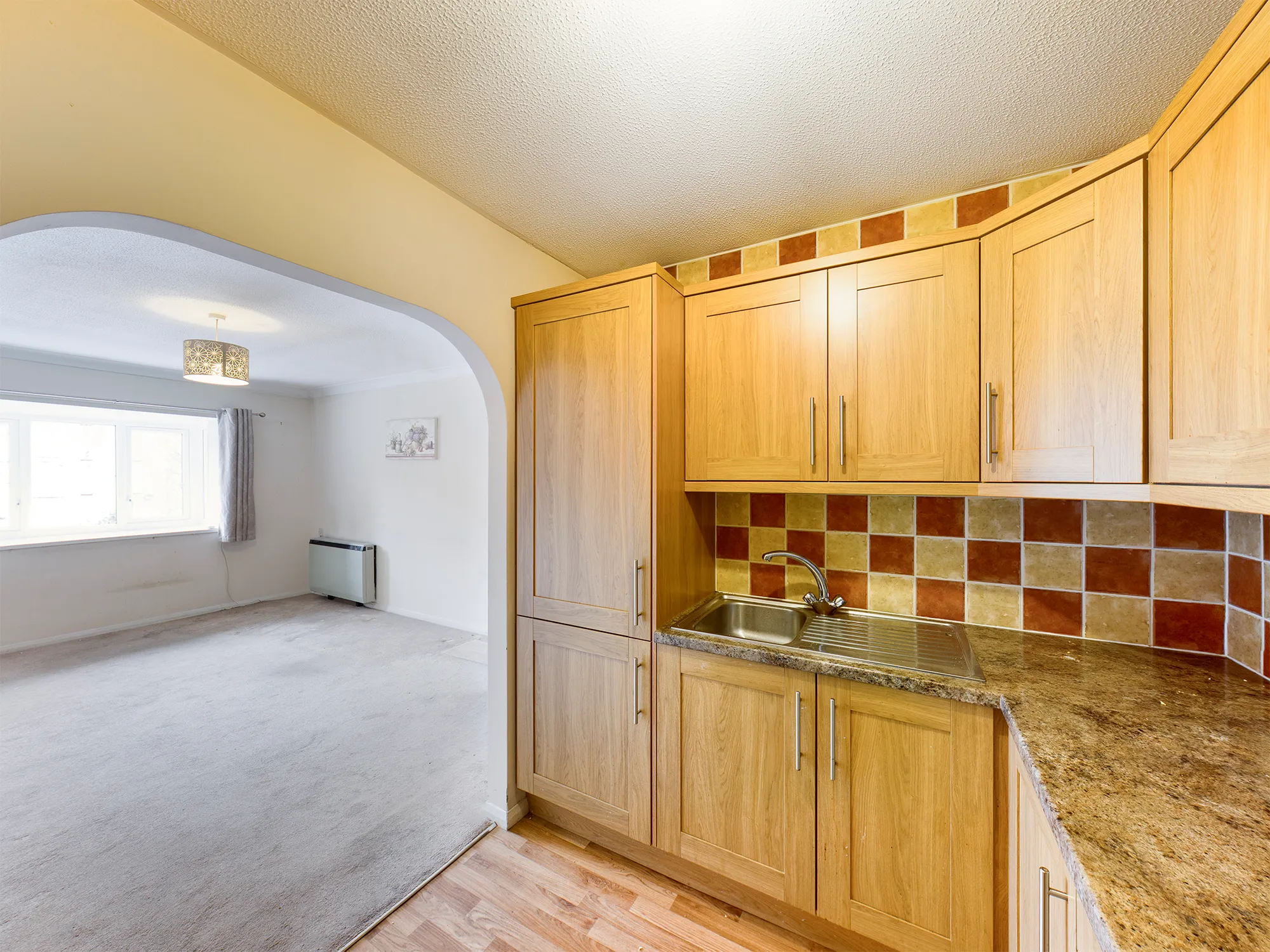 1 bed flat for sale in Chatsworth Place, Mitcham  - Property Image 4
