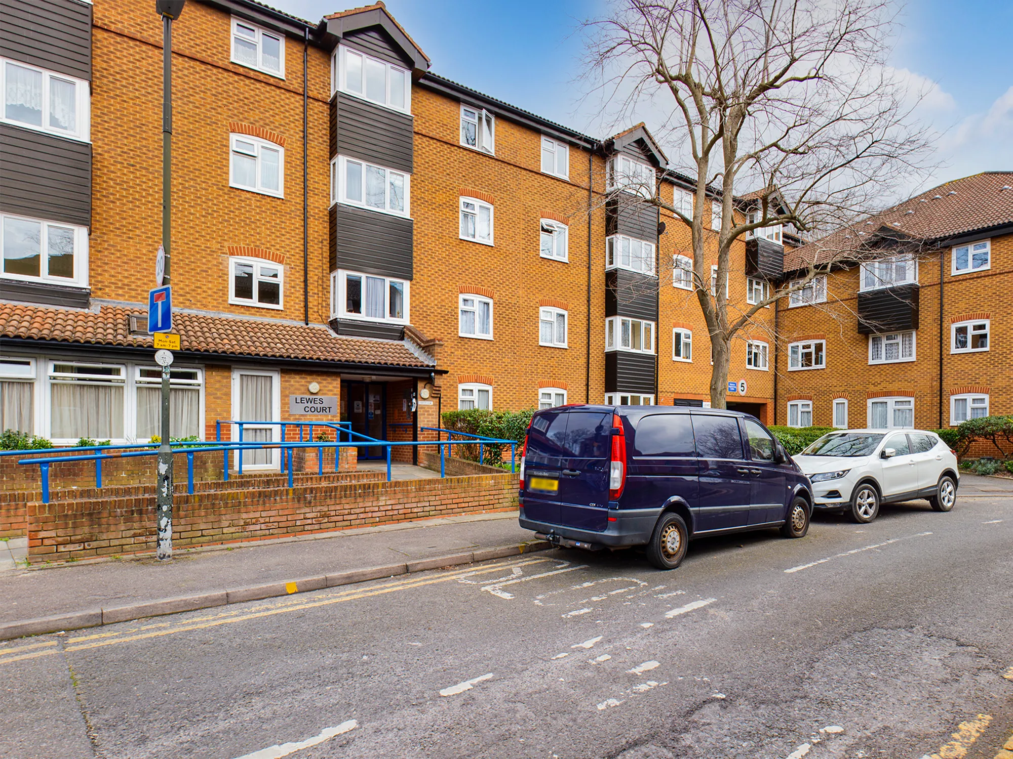 1 bed flat for sale in Chatsworth Place, Mitcham  - Property Image 1