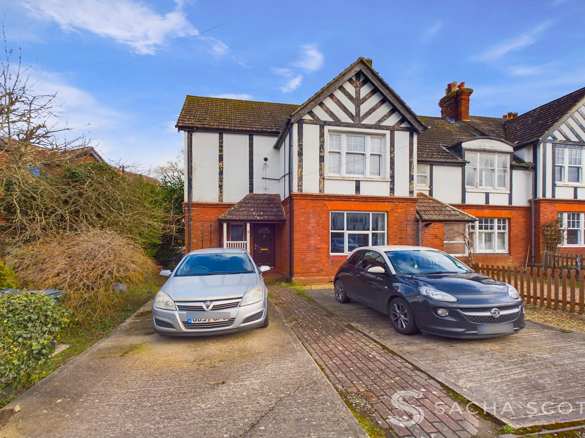 1 bed maisonette for sale in Dunraven Avenue, Redhill  - Property Image 1