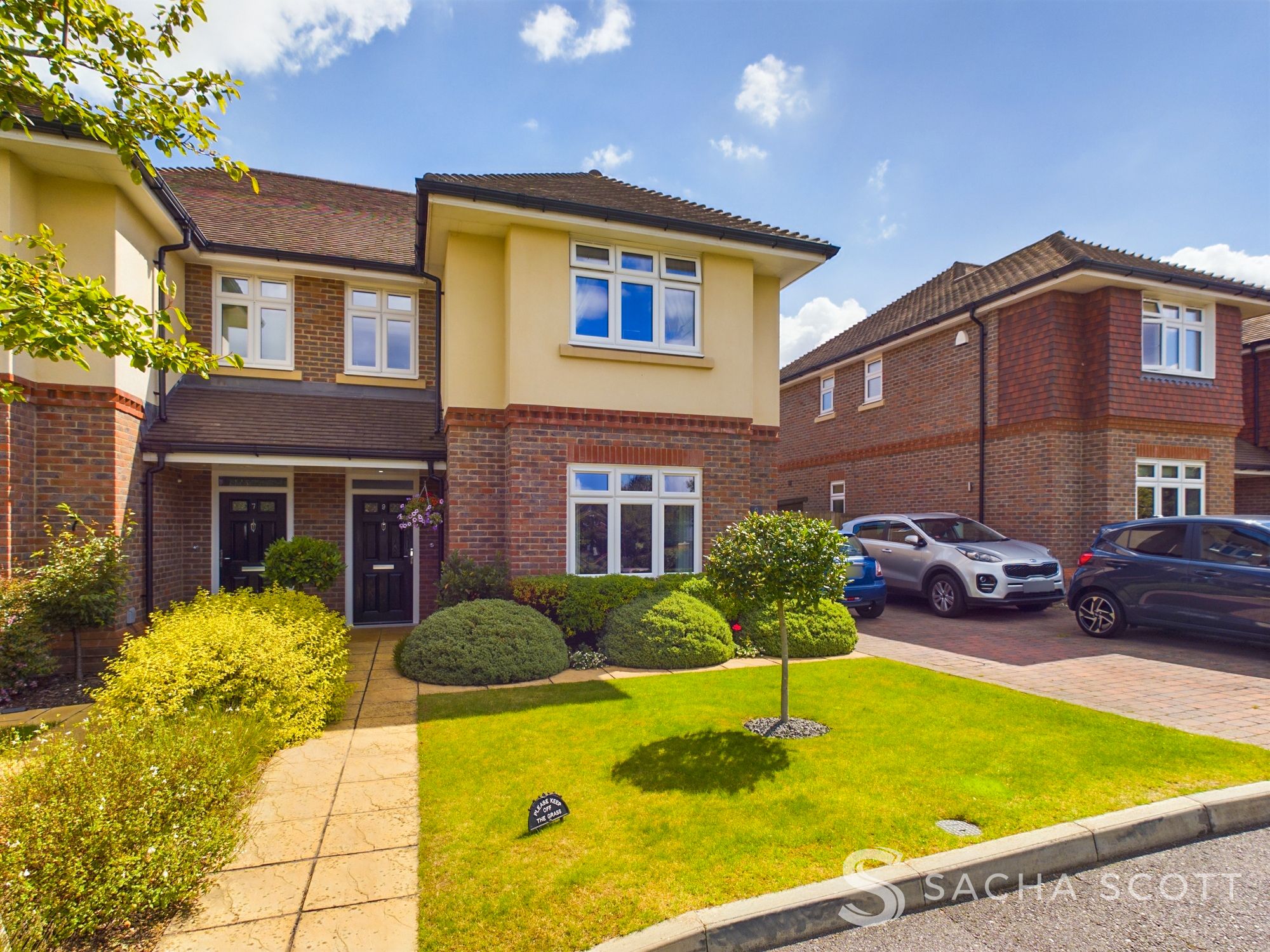 4 bed semi-detached house for sale in Hornbeam Close, Epsom  - Property Image 33