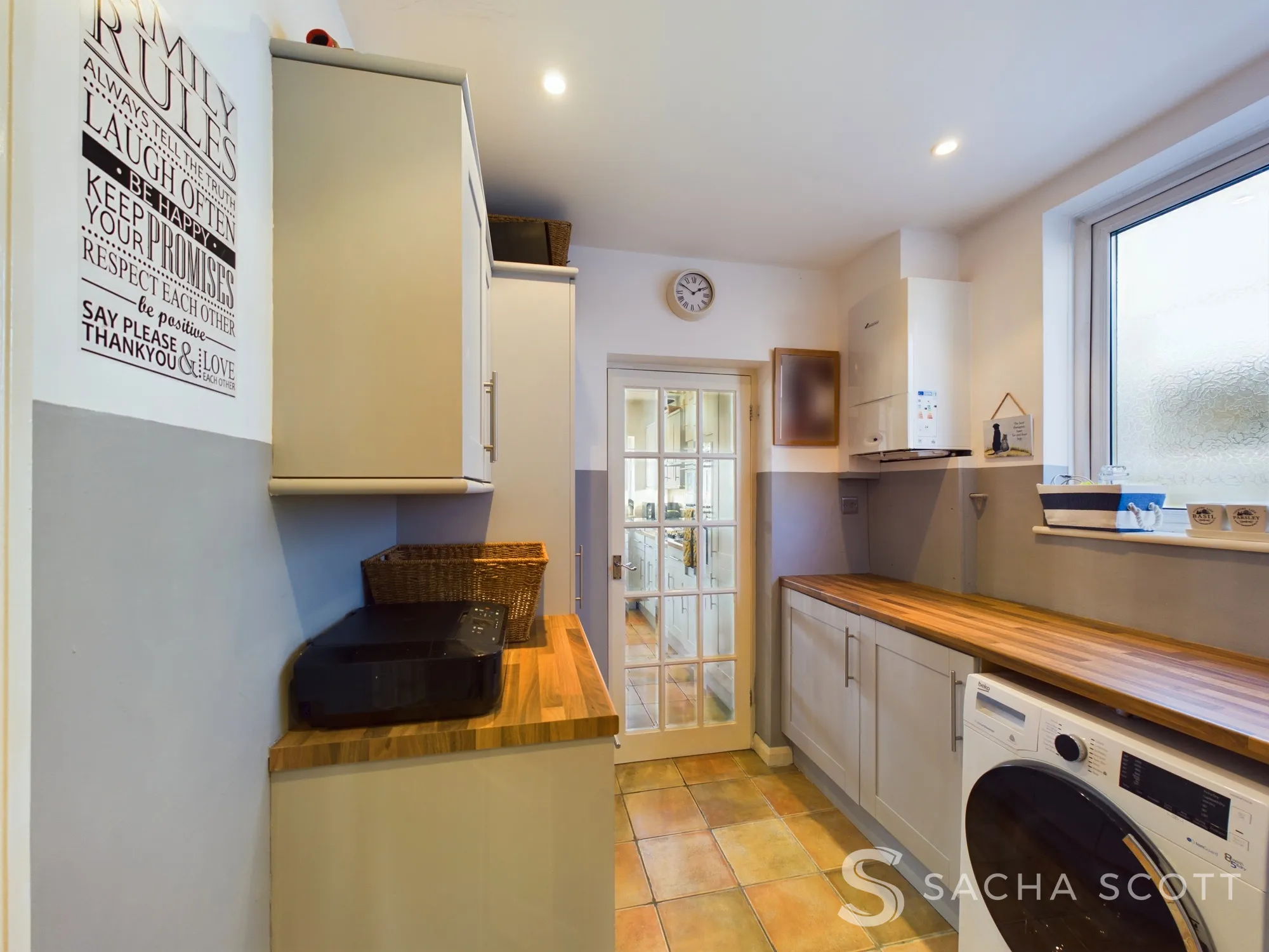 3 bed semi-detached house for sale in Daleside Road, Epsom  - Property Image 5