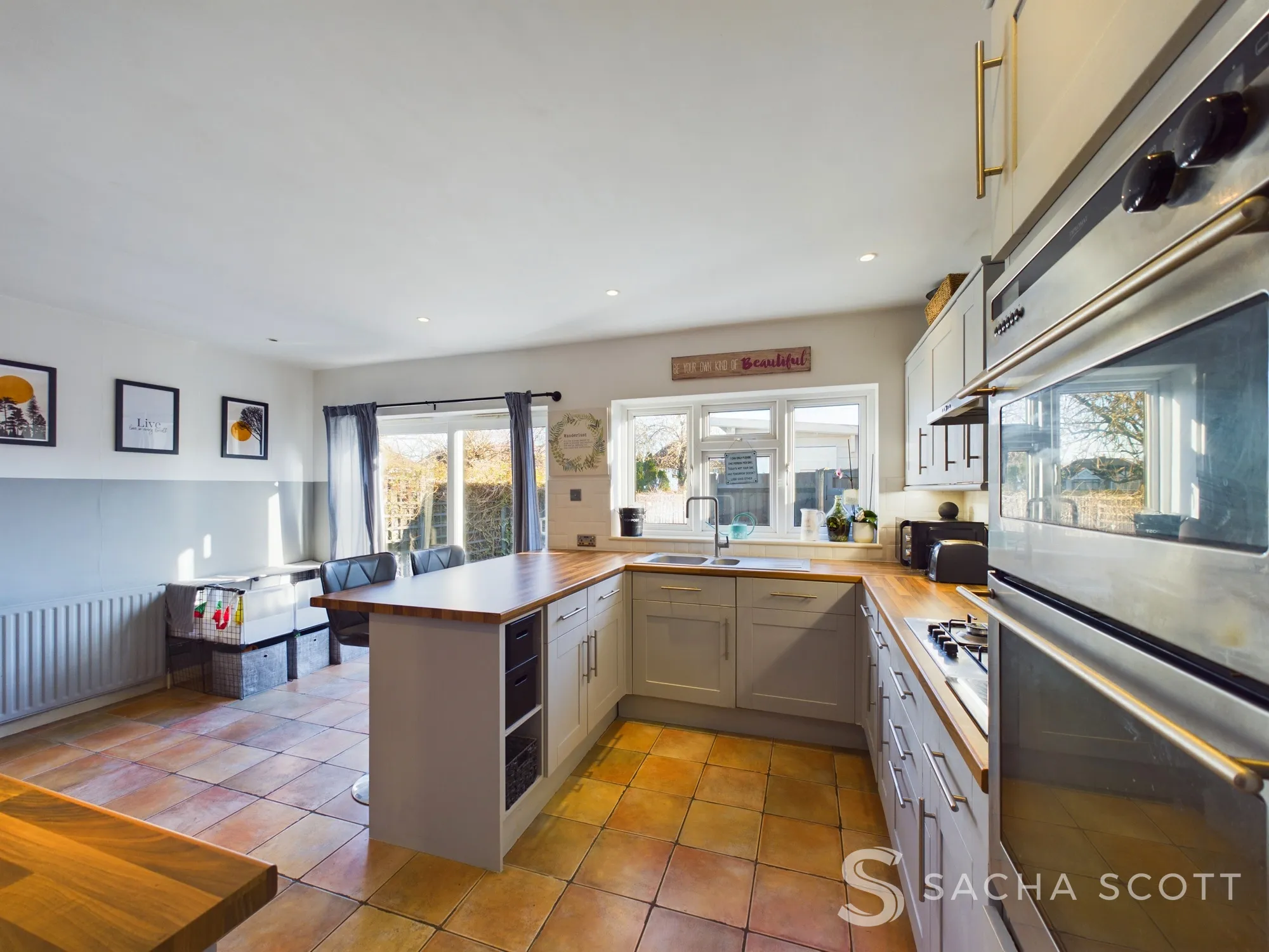3 bed semi-detached house for sale in Daleside Road, Epsom  - Property Image 10