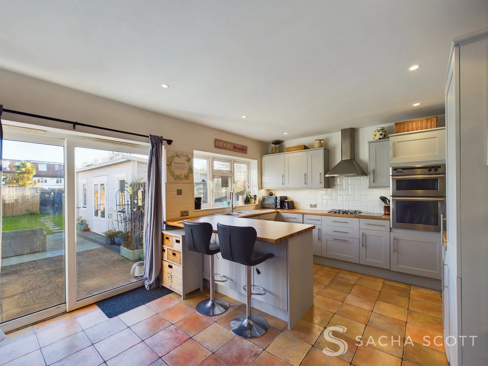 3 bed semi-detached house for sale in Daleside Road, Epsom  - Property Image 11