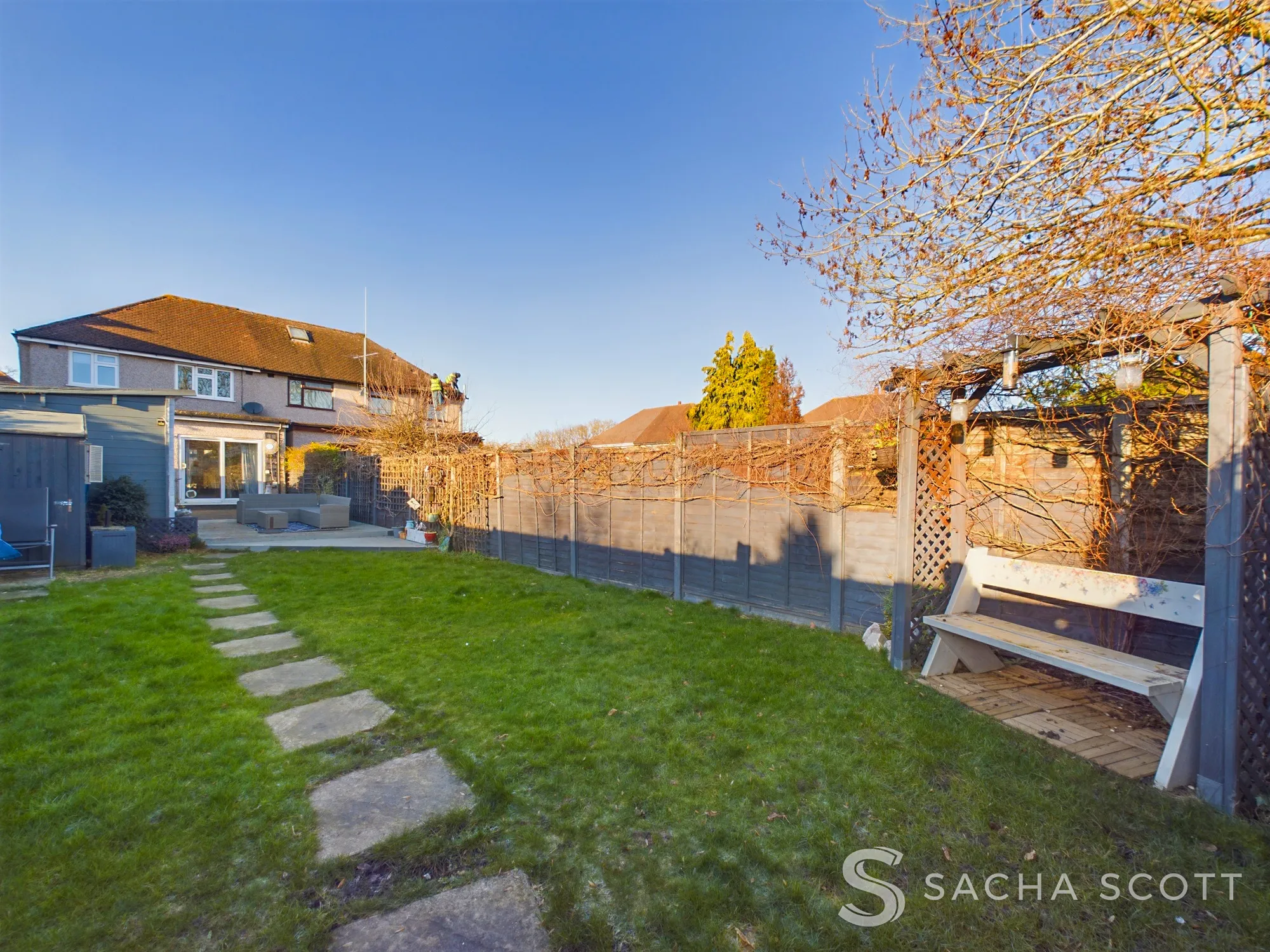 3 bed semi-detached house for sale in Daleside Road, Epsom  - Property Image 4