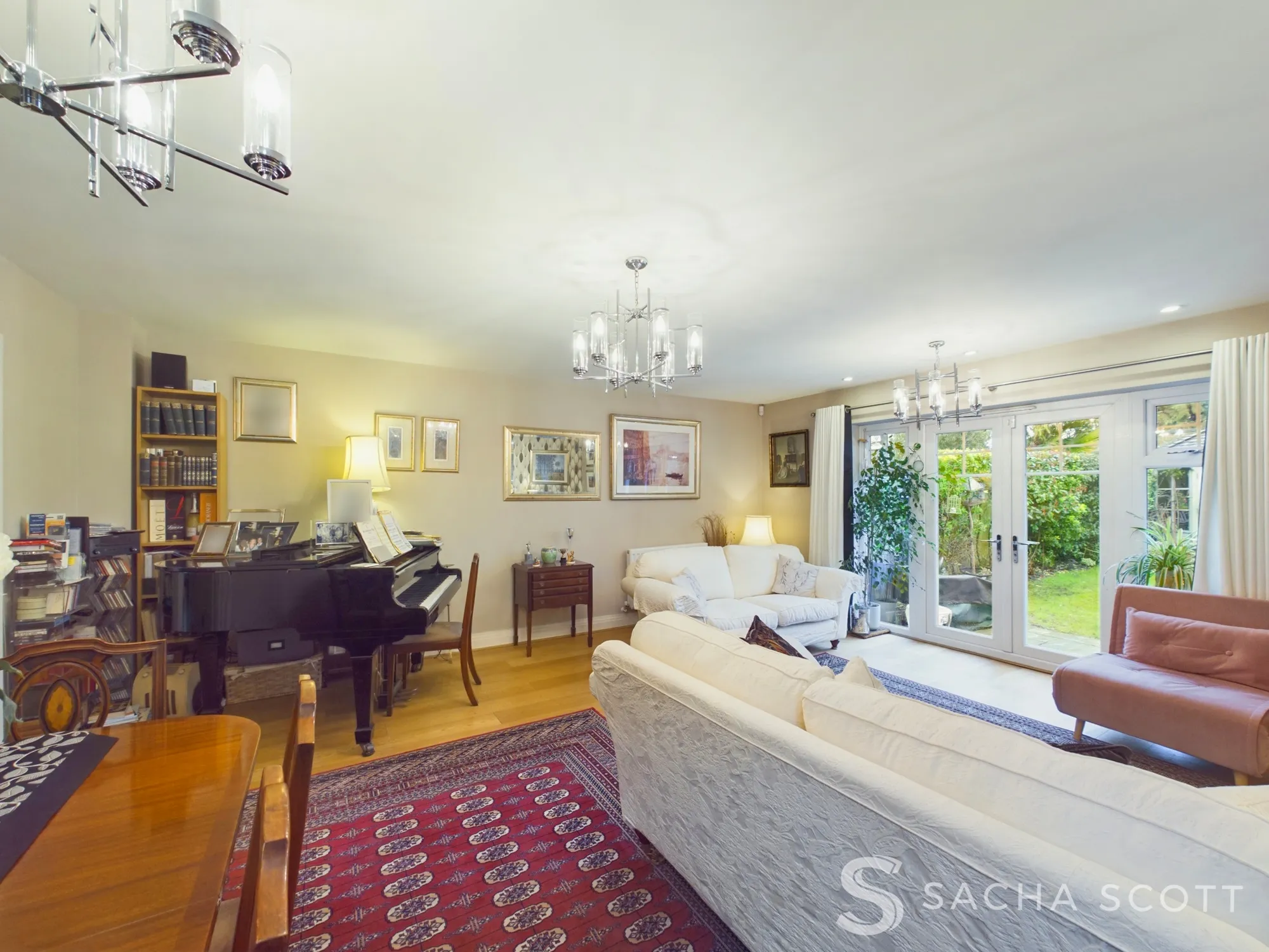 4 bed semi-detached house for sale in Magnolia Drive, Banstead  - Property Image 7