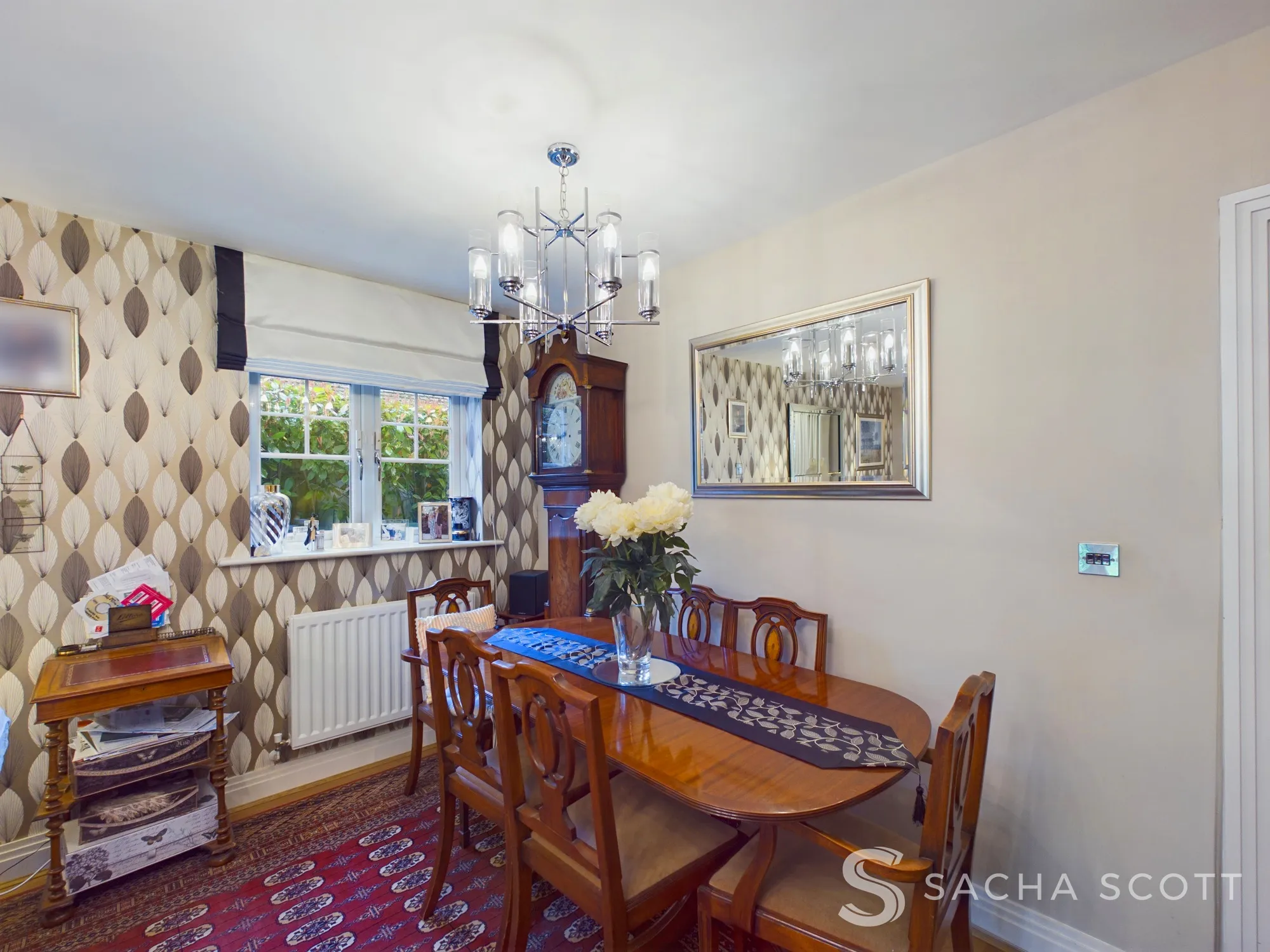 4 bed semi-detached house for sale in Magnolia Drive, Banstead  - Property Image 4