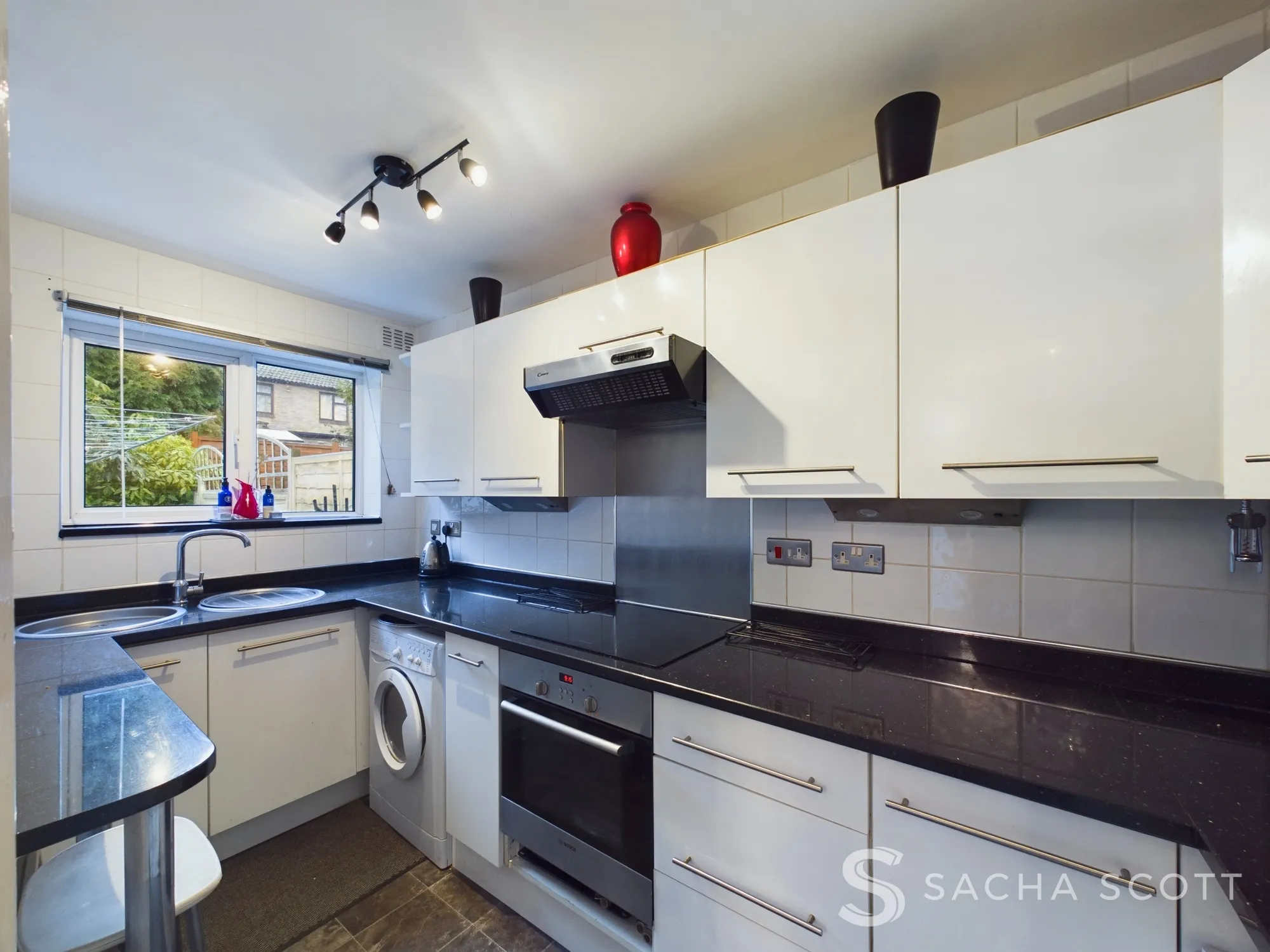 2 bed mid-terraced house for sale in Brandy Way, Sutton  - Property Image 6
